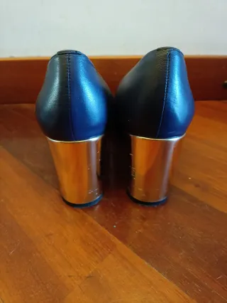 Scarpe da Donna in cuoio blu e oro col tacco 7 cm