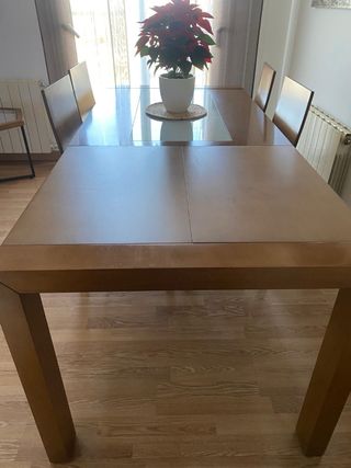 Mesa Comedor Extensible y sillas