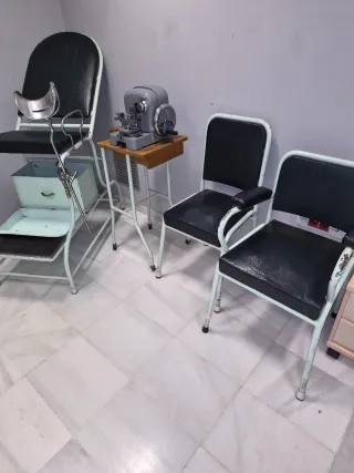 Cajonera de madera antigua