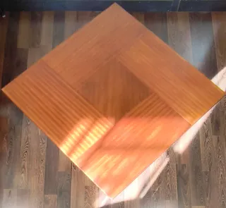 Mesa vintage estilo bistró (75x75CMS).