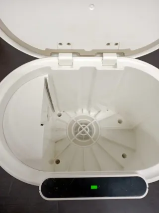 Base autovaciado robot aspirador Ultenic T10