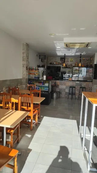 Traspaso bar con terraza