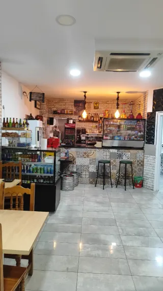 Traspaso bar con terraza