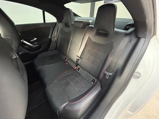 Mercedes-Benz Clase CLA 200d AMG Line, Black Line