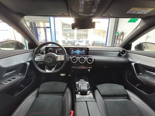 Mercedes-Benz Clase CLA 200d AMG Line, Black Line