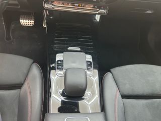 Mercedes-Benz Clase CLA 200d AMG Line, Black Line