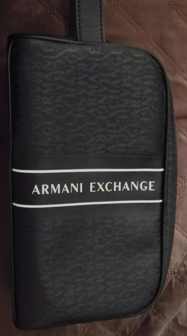 Bolso neceser Armani Exchange original unisex negr
