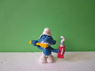 Figura de acción de Pitufos cepillándose los dient