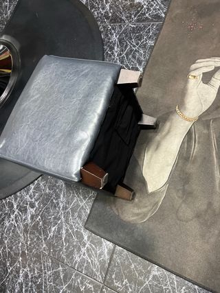 Puff cuadrado piel sintética negro