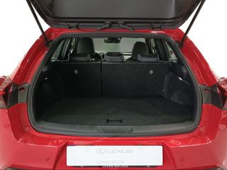 Lexus UX 2.0 300h UX Plus