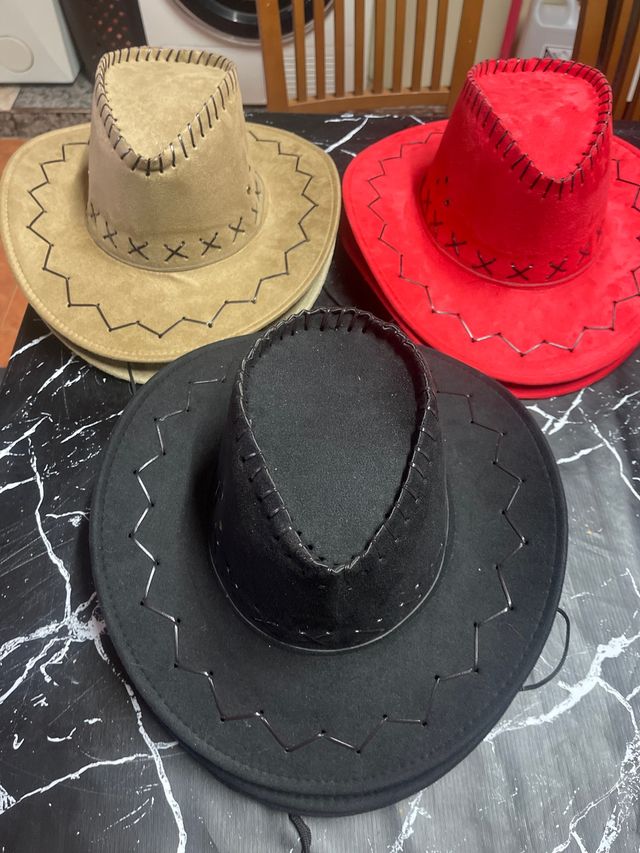 Lote 7 Cappelli da Cowboy