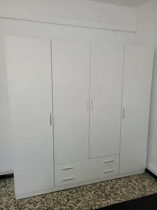 Armario y Cómoda Blanca
