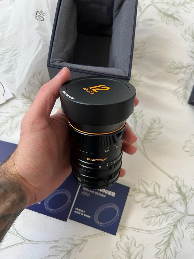 Brightin Star 12mm F2.8 Full Frame sony e nuevo
