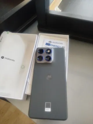 Motorola Edge 70 - Telefono Mobile