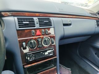 Mercedes-Benz Clase E 200k