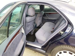 Mercedes-Benz Clase E 200k