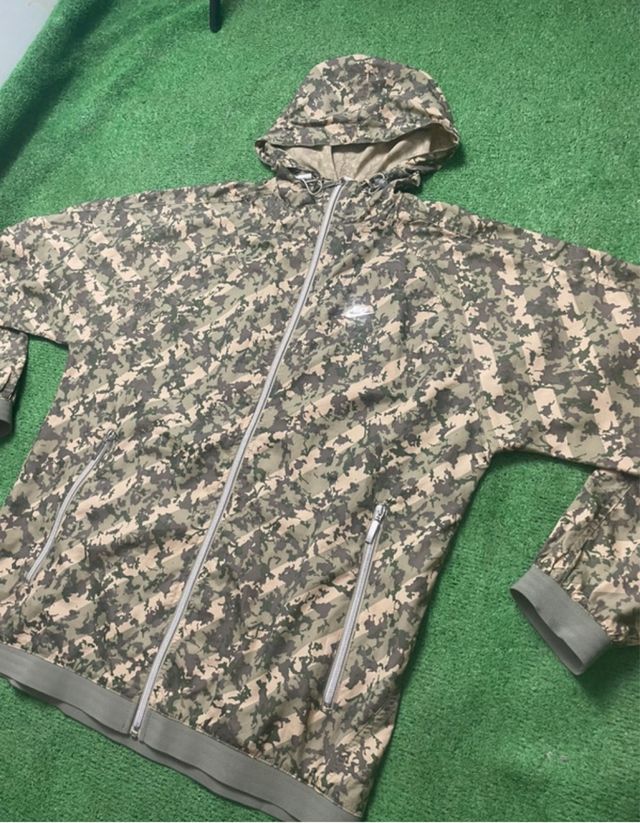 Chaqueta Nike Camuflaje
