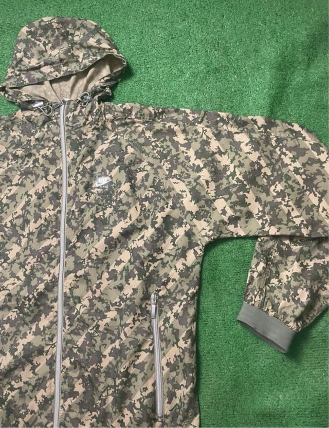 Chaqueta Nike Camuflaje