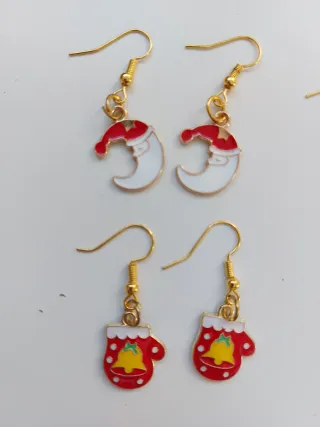 4 pares pendientes Navideños nuevos
