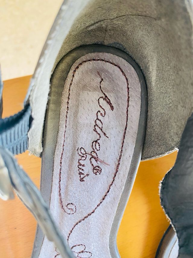 Lote 2 Pares Sandalias Andrea Ruiz Piel