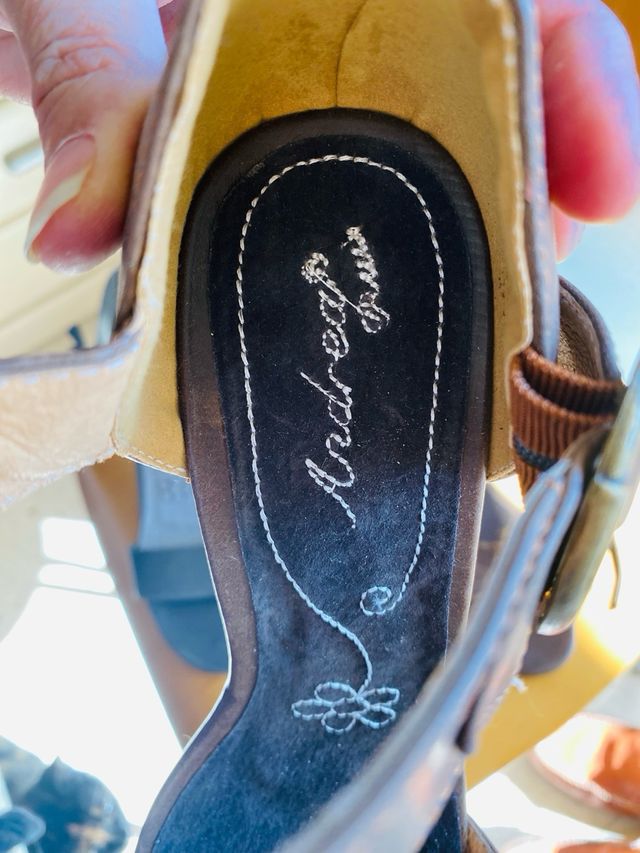 Lote 2 Pares Sandalias Andrea Ruiz Piel