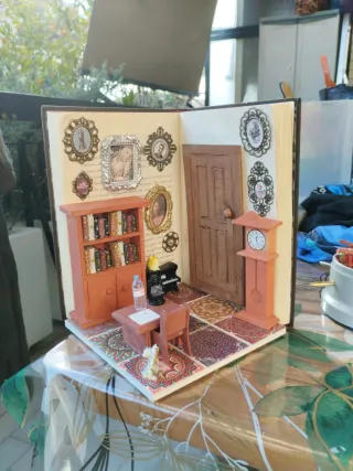 Scultura libro miniatura