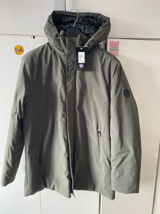 Abrigo verde nuevo sin estrenar, ideal para regala