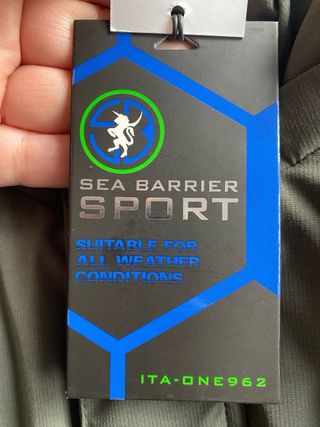 Abrigo verde nuevo sin estrenar, ideal para regala