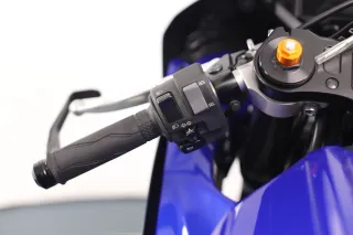 YAMAHA R7 A2 2022