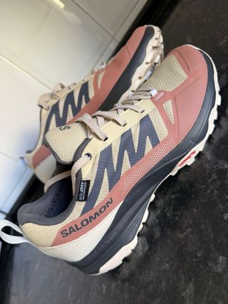 Salomon beige y rosa