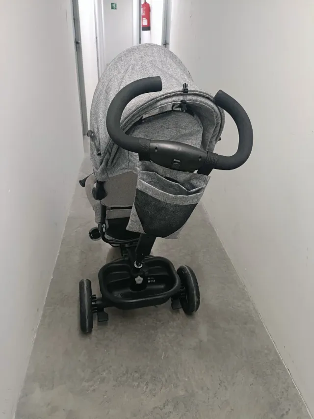 Cochecito Kinderkraft Evolutivo Gris