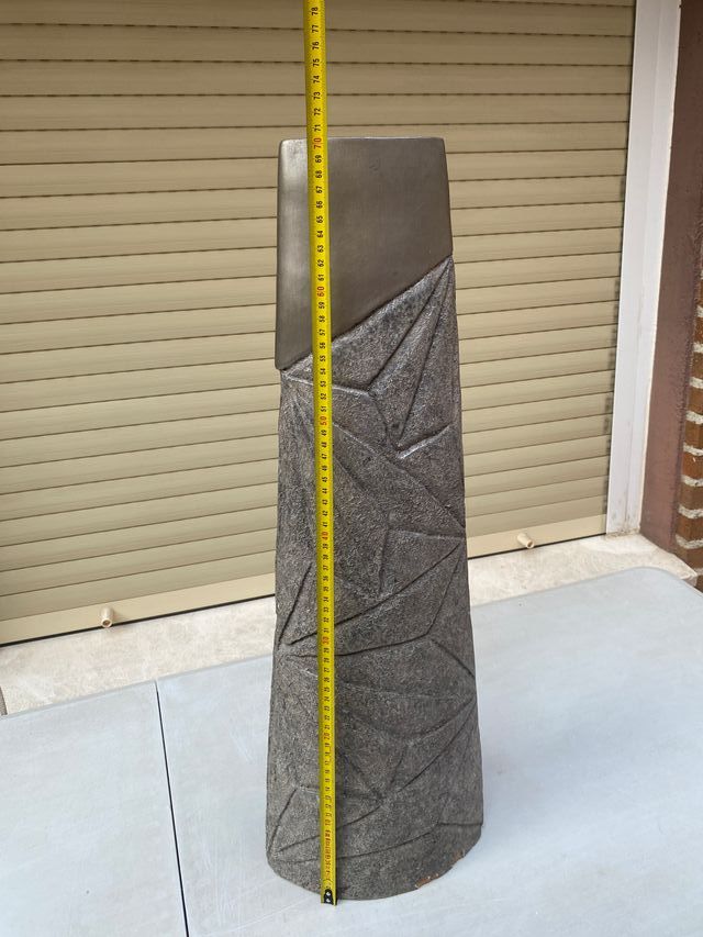 Jarrón Decorativo Cerámica Gris y Plata Florero