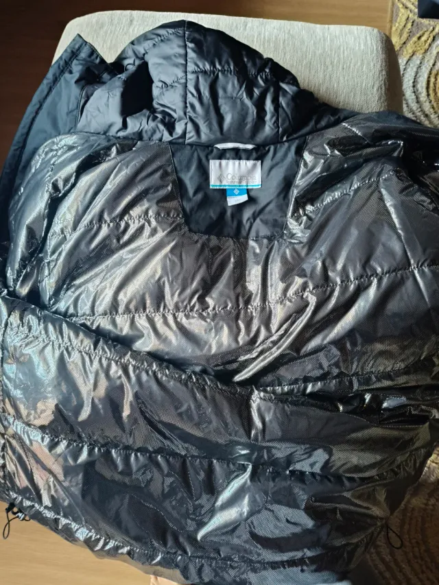 Abrigo Columbia Negro