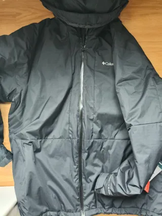 Abrigo Columbia Negro