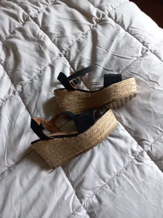 Sandalias esparto negras con plataforma talla 36