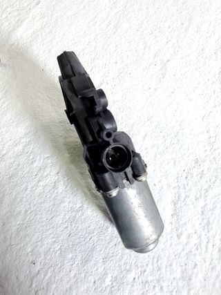 MOTOR ELEVALUNAS DELANTERO DERECHO KIA SPORTAGE III (SL)