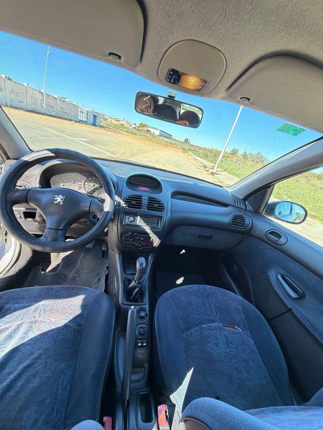 Peugeot 206 1999