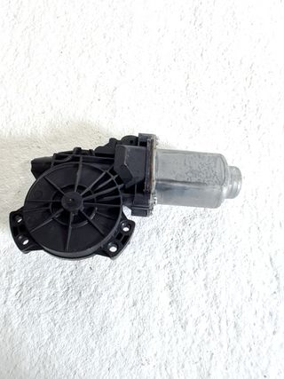MOTOR ELEVALUNAS TRASERO IZQUIERDO KIA SPORTAGE III (SL)