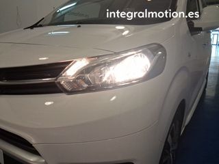 Toyota Proace Compact Combi 8 Plazas