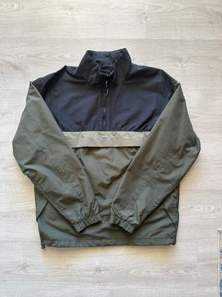 Cortavientos Pull&Bear bicolor Talla S