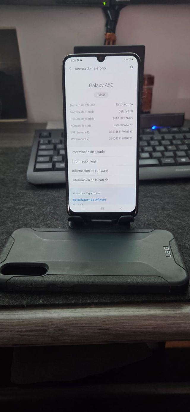 Samsung Galaxy A50 128GB + Custodia UAG