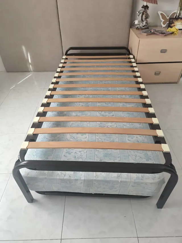 Cama nido metálica y madera