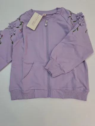 Completo bambina lilla con dettagli a fiori