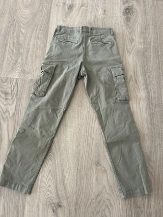 Pantalón cargo verde