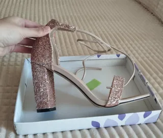 Sandalias rosas con purpurina