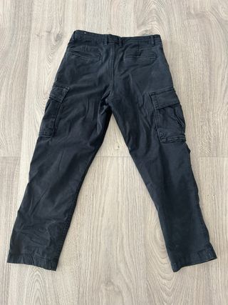 Pantalón cargo negro