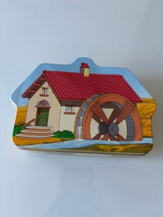 Scatola metallica del Mulino Bianco