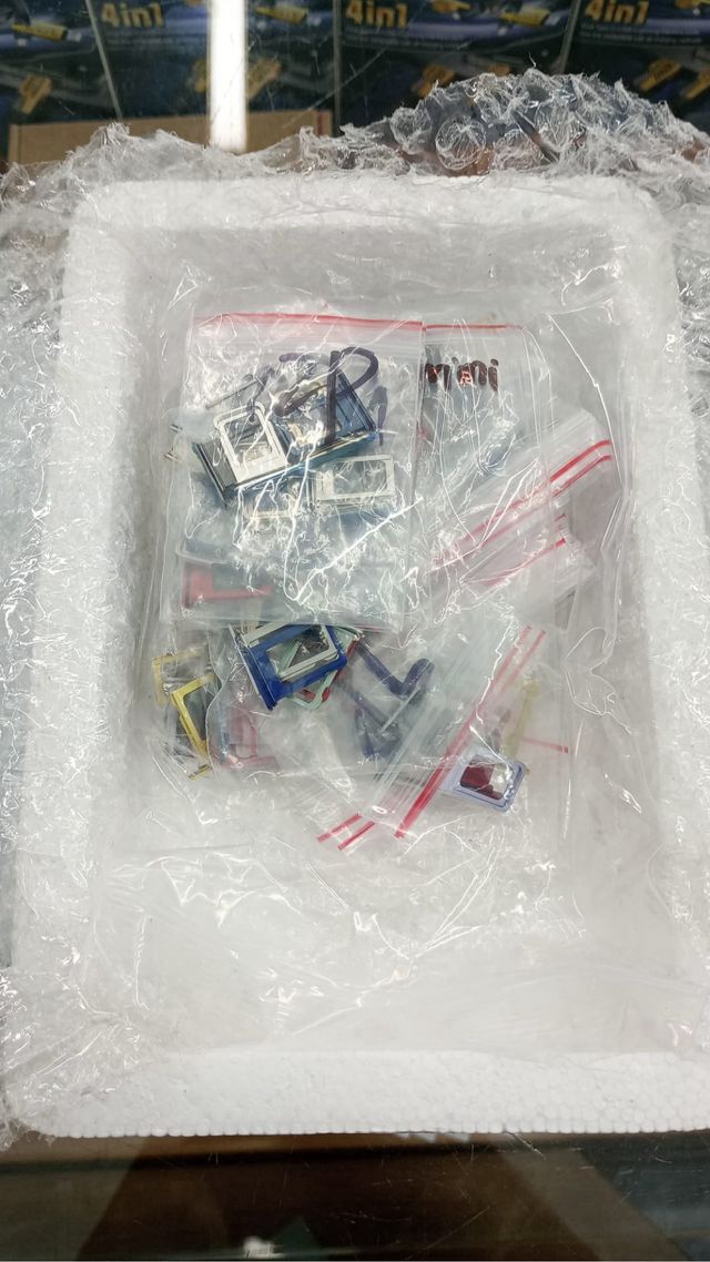 Vassoio porta SIM multicolore