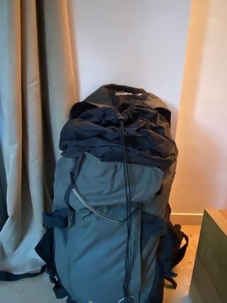 Mochila Quechua de montaña 65+10