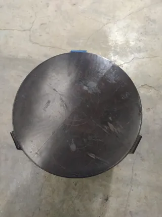 Mesa redonda de madera vintage